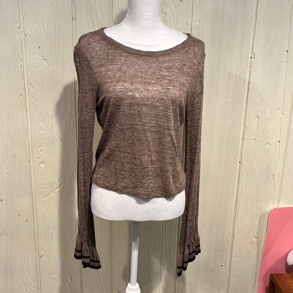 Zara Sweaters - ZARA Sweater Knit Melange Frill Linen Bell Sleeves Size Small